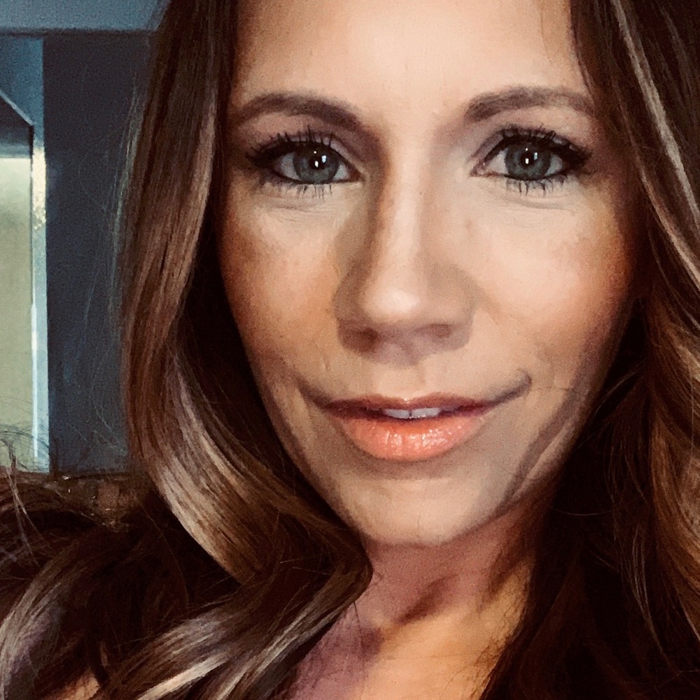 Meet your Posher, Christina